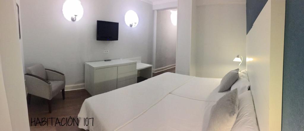 Hostal Vista Alegre 카스트로우르디알레스 외부 사진