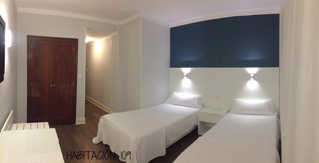 Hostal Vista Alegre 카스트로우르디알레스 외부 사진