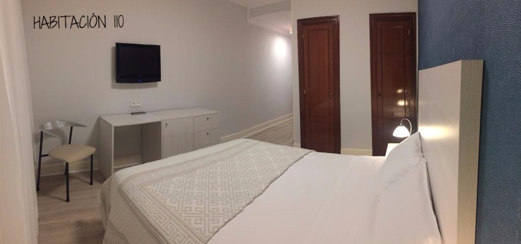 Hostal Vista Alegre 카스트로우르디알레스 외부 사진