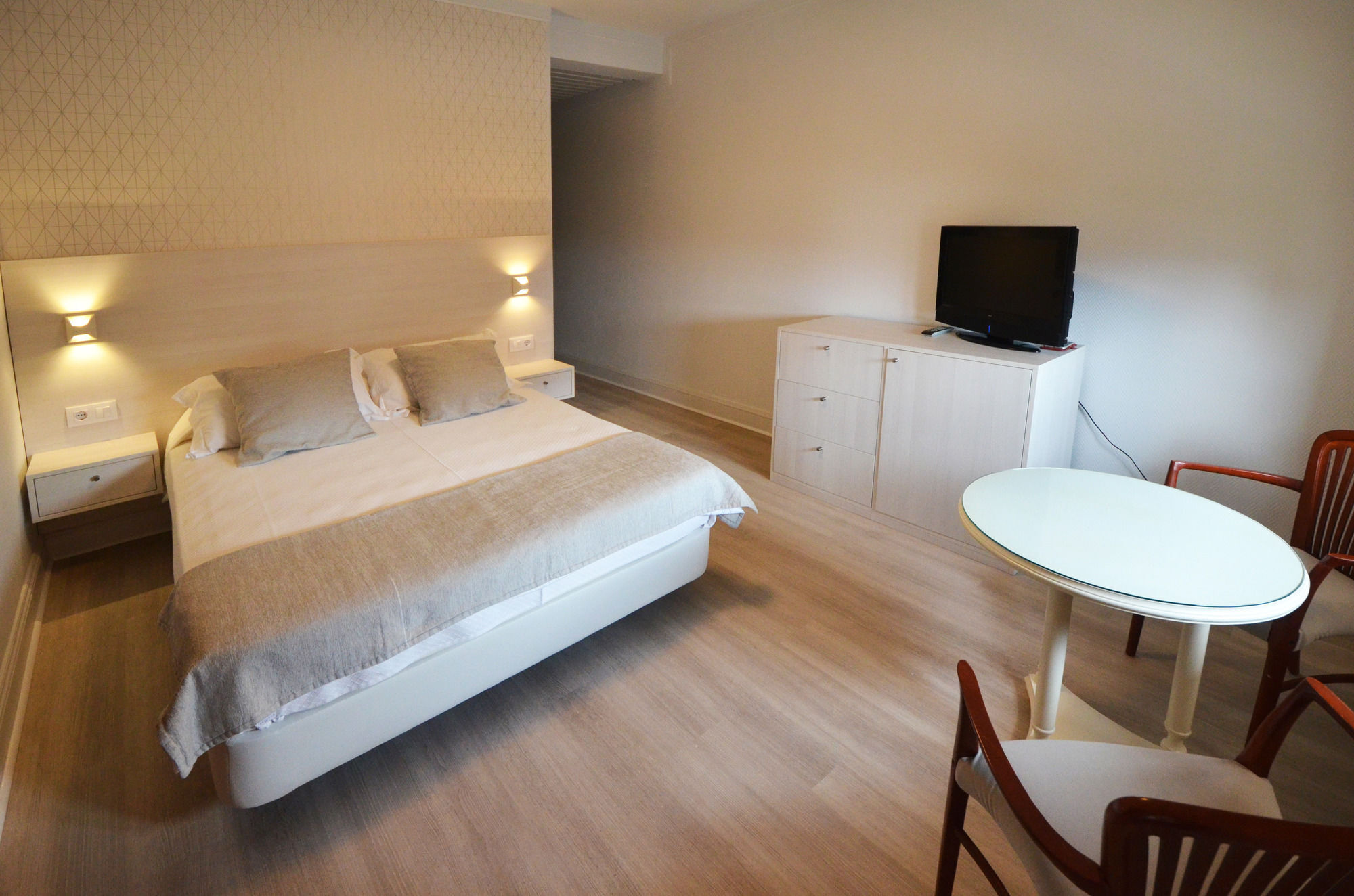 Hostal Vista Alegre 카스트로우르디알레스 외부 사진